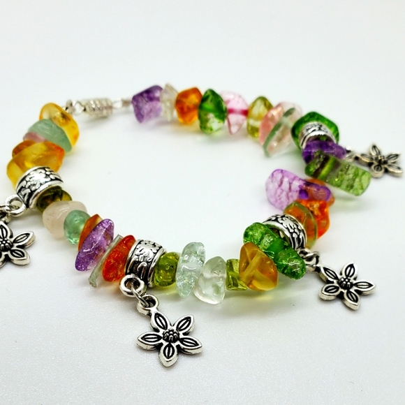 Jewelry - Womens 7 Chakra Mixed Chip with Flower Charms Elastic with Silver Clasp